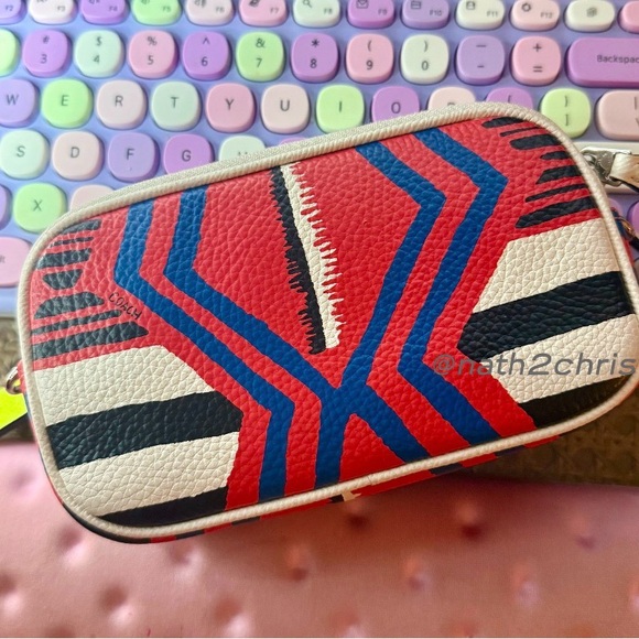 Coach x Coachella Fire Dance Leather Camera/Crossbody Bag. Lmt. Ed. (Vary rare) - Picture 4 of 16